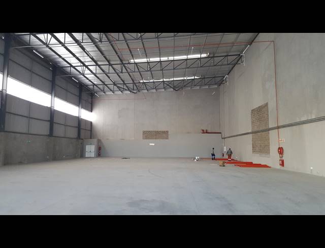 1,483M² WAREHOUSE TO LET IN BRACKENFELL CENTRAL